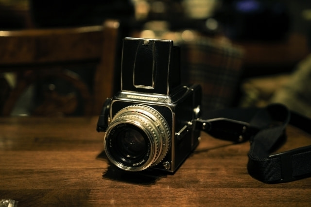 デジタルカメラでフィルムカメラのような写真に仕上げる