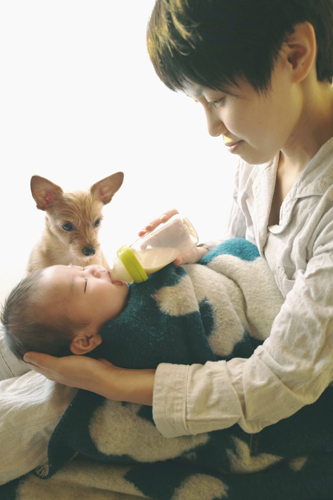 LeicaQ typ116 Summilux28mm F1.7 ASPH｜作例｜犬と赤ちゃん