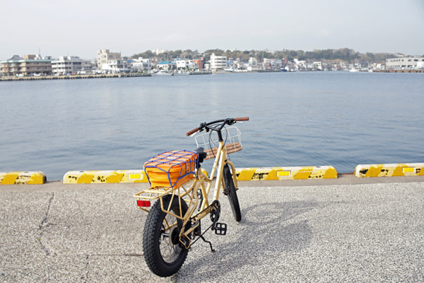 城ヶ島冷凍庫前