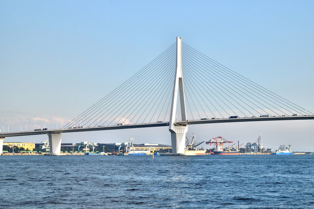 ふれーゆ裏(末広水際線プロムナード)