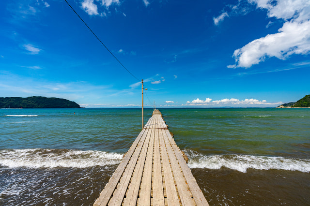 原岡海岸(海水浴場)、岡本桟橋、岡本川河口